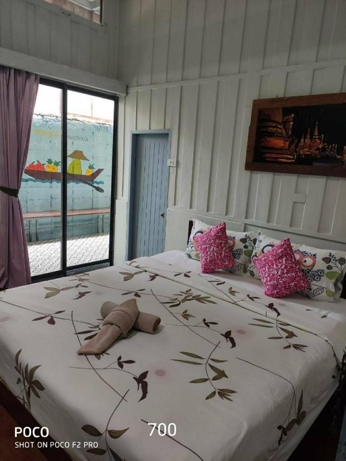 Tamarind Guesthouse Phra Nakhon Si Ayutthaya Exterior foto