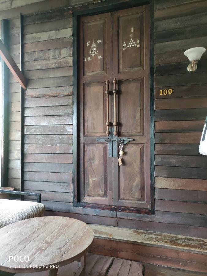 Tamarind Guesthouse Phra Nakhon Si Ayutthaya Exterior foto