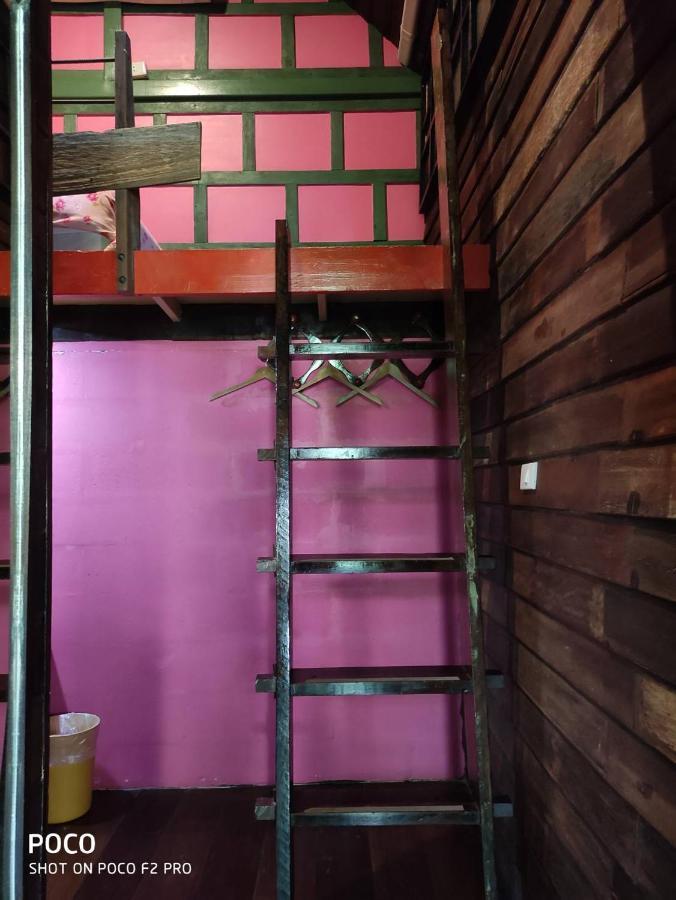 Tamarind Guesthouse Phra Nakhon Si Ayutthaya Exterior foto
